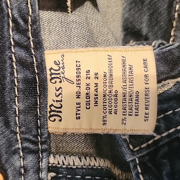 Jeans - Picture 5 of 6